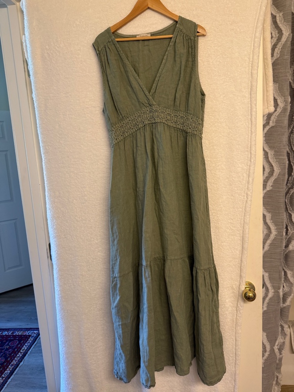 Beautiful 100% Linen Italian Sleeveless Olive Green Crochet-Waist Maxi Dress